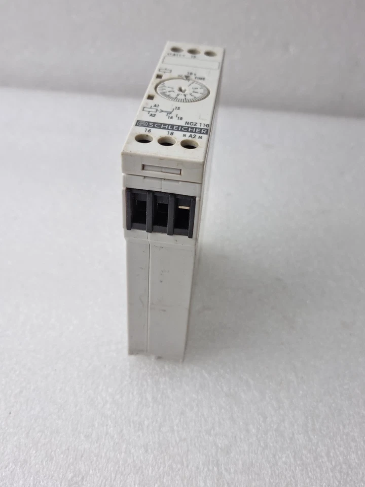 SCHLEICHER TYPE NGZ110 TIMER ZG1W1R2-33-72-00A